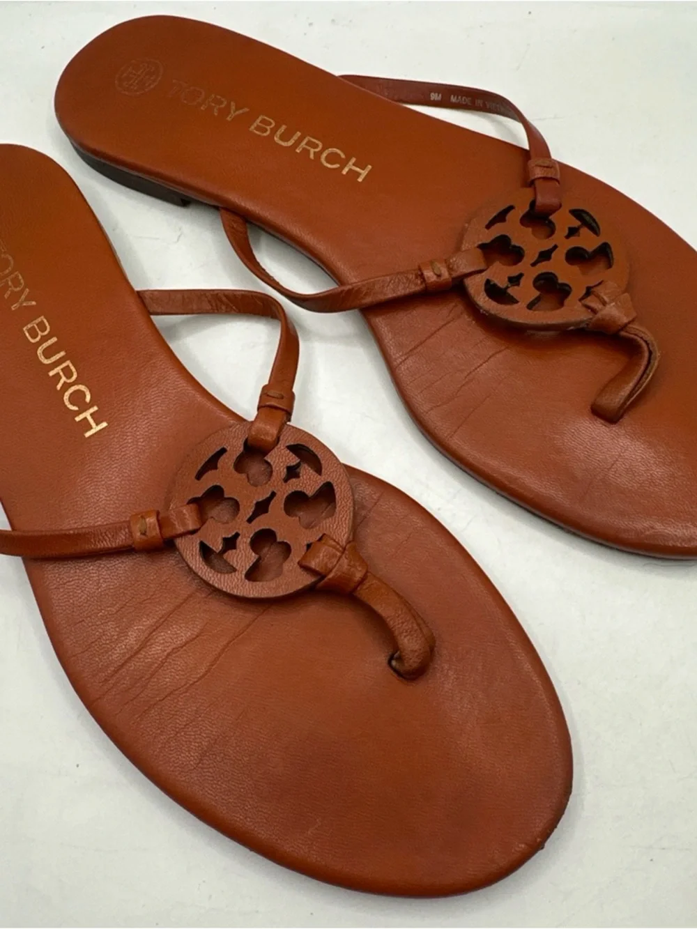 Tory Burch‎ Rust Brown Leather Logo Thong Sandals Sz 9